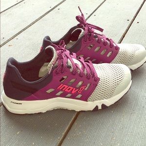 INNOV8 All Train 215 Sneaker